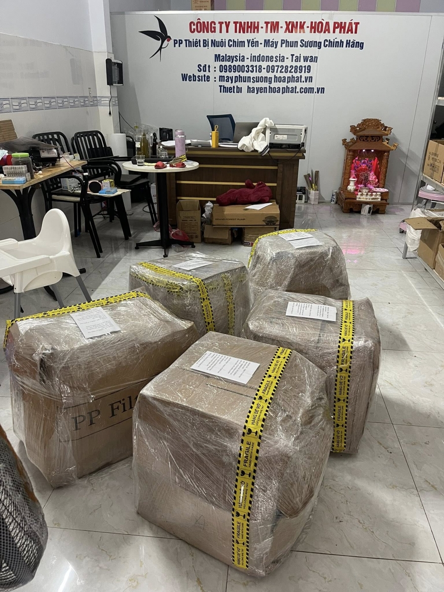 Hình ảnh sản phẩm Máy phun sương tạo ẩm tại Yến Hoà Phát chuẩn bị giao hàng cho khách