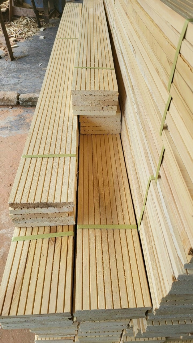 Hình ảnh gỗ Bạch Tùng được ưa chuộng trong nhà yến