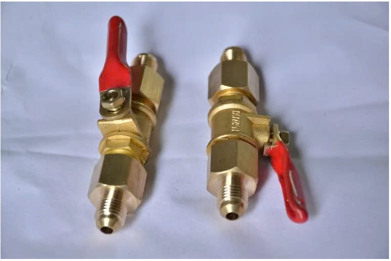 Vai trò của van khoá cao áp trong hệ thống phun sương