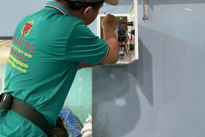 LẮP ĐẶT HỆ THỐNG PHUN NƯỚC MÁI TÔN HIỆU QUẢ