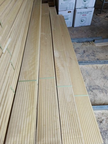 Gỗ Bạch Tùng nhà yến (Xuất Xứ Việt Nam)